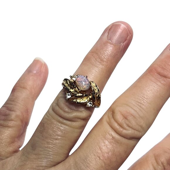 Avon Gold Tone, Faux Opal and Clear Rhinestone Adjustable Statement Ring (462) - Picture 6 of 6